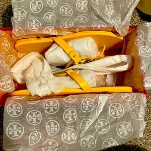 Tory Burch size 10.5 sandal